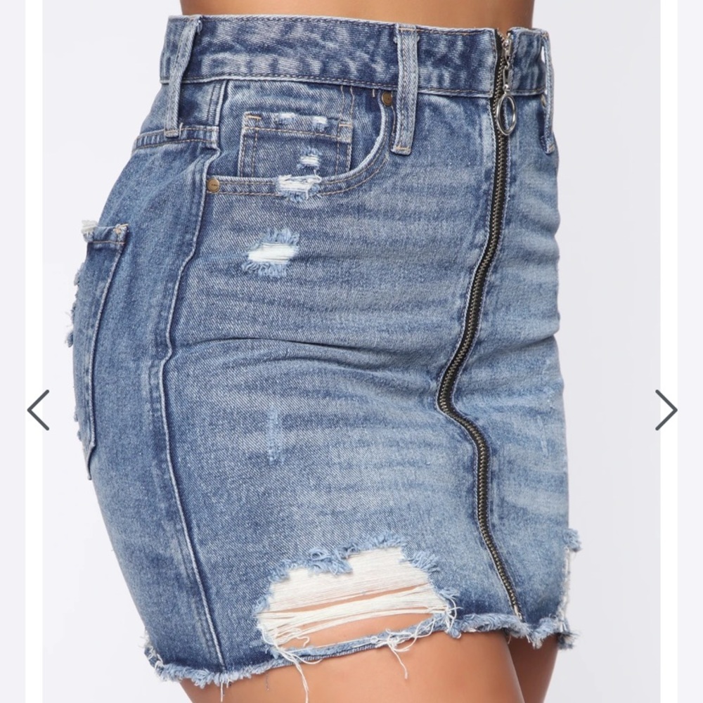 NWT: Denim skirt Fashion nova - Picture 4 of 11